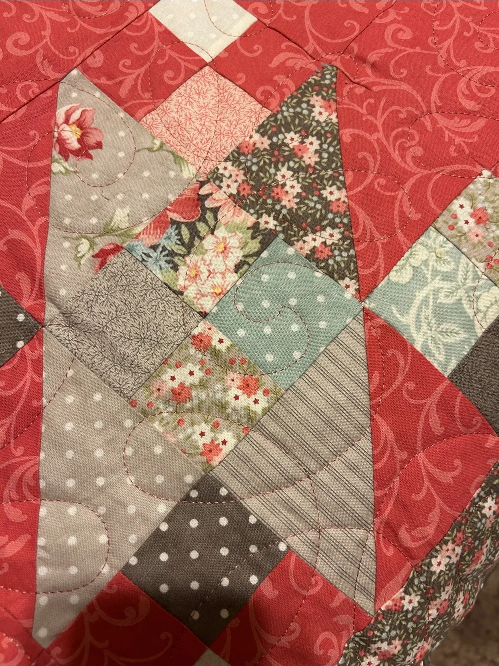 ONE OF A KIND - HANDCRAFTED  Coral and Gray Quilt - Floral